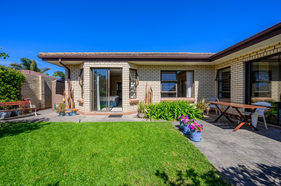 3 Bedroom Property for Sale in Summerstrand Eastern Cape